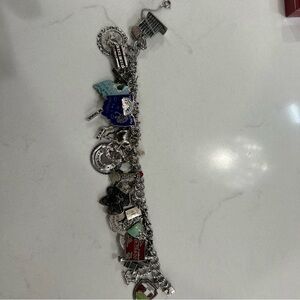 Charming Stearling Silver Bracelet with Unique 31 Stearling silver Charms 83 gr